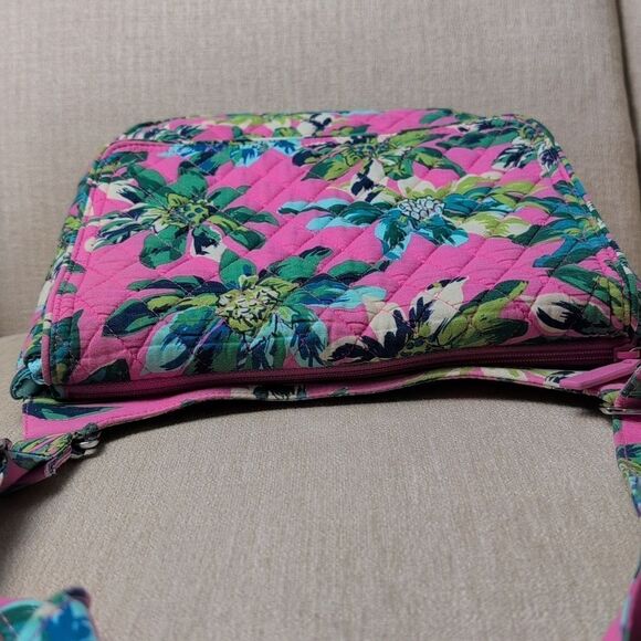 Vera Bradley Tropical Paradise Mailbag Crossbody Quilted Pink Floral Tote Bag - Picture 7 of 10
